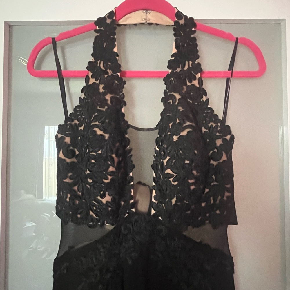 Gorgeous Black Halter  lace size 4 Evening Gown